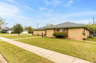 5651 Woodway Dr, Fort Worth, TX 76133 - Photo 3