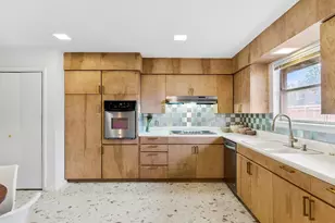 5651 Woodway Dr, Fort Worth, TX 76133 - Photo 9