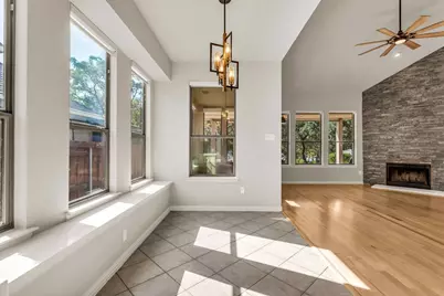 528 Lake Point Drive, Little Elm, TX 75068 - Photo 11