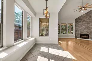 528 Lake Point Dr, Little Elm, TX 75068 - Photo 11