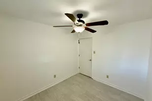 301 E Milas Ln, Glenn Heights, TX 75154 - Photo 21