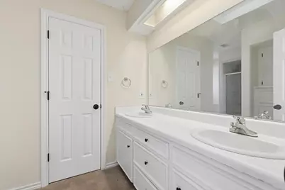 2145 Willow Place #B, Carrollton, TX 75006 - Photo 21