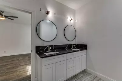 5500 Patton Drive, Fort Worth, TX 76112 - Photo 19