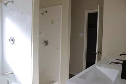 4653 Saint Francis Avenue, Dallas, TX 75227 - Photo 11