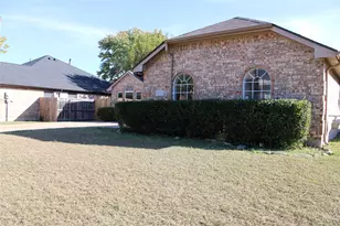 4653 St Francis Ave, Dallas, TX 75227 - Photo 25
