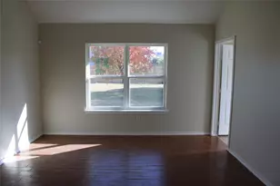 4653 St Francis Ave, Dallas, TX 75227 - Photo 13