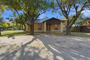 200 N Elm Ln, Tolar, TX 76476 - Photo 35