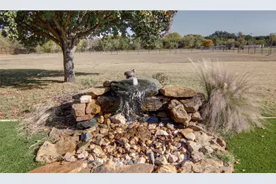 1007 Bentwater Parkway, Granbury, TX 76049 - Photo 37