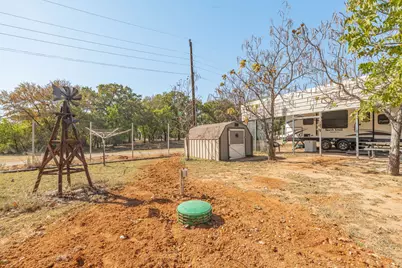 357 Discovery Bay Road, Comanche, TX 76442 - Photo 5