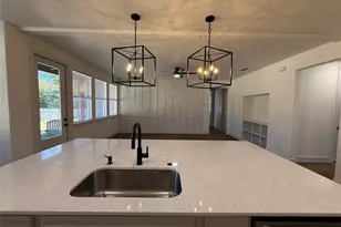 514 NE 6th Ave, Mineral Wells, TX 76067 - Photo 7