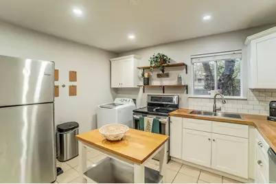 1903 Dogwood Drive, Arlington, TX 76012 - Photo 5