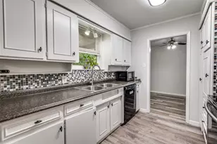 1711 Marlene Dr, Euless, TX 76040 - Photo 7