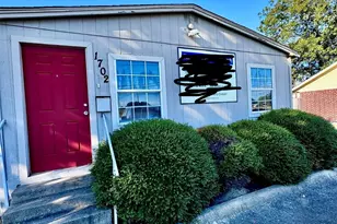 1702 Stanford St, Greenville, TX 75401 - Photo 1