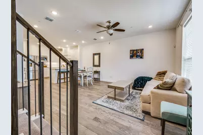 532 Ballustrade Drive, Irving, TX 75039 - Photo 3