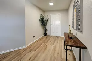 7010 Cottonwood Cir, Sachse, TX 75048 - Photo 3