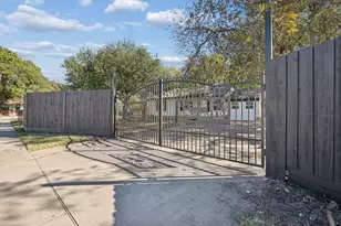 1626 Crest Ridge Dr, Dallas, TX 75228 - Photo 33