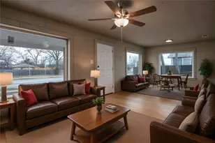 628 S Westmoreland Rd, Dallas, TX 75211 - Photo 1