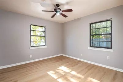 2819 Anzio Drive, Dallas, TX 75224 - Photo 9