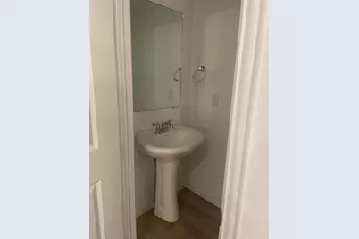 9927 Schramm Street, Irving, TX 75063 - Photo 9