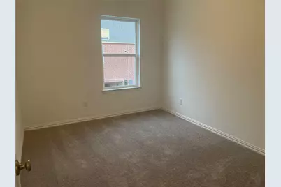 9927 Schramm Street, Irving, TX 75063 - Photo 17