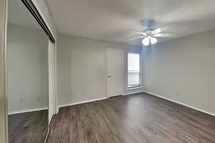 2309 Balsam Dr, Arlington, TX 76006 - Photo 9