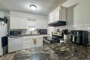 3206 Mitchell St, Greenville, TX 75402 - Photo 11