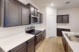 13128 S Haven Wy, Providence Village, TX 76227 - Photo 5