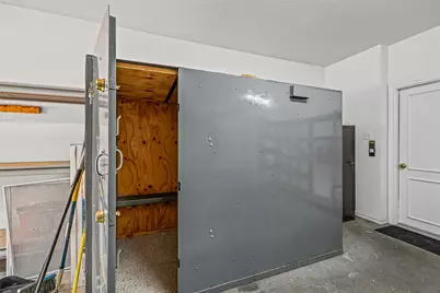 6100 N Waverly Court, Granbury, TX 76049 - Photo 25