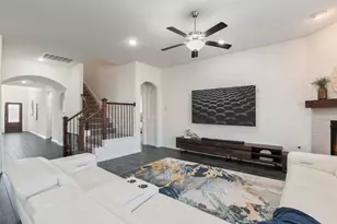 1413 Lake Grove Dr, Little Elm, TX 75068 - Photo 9