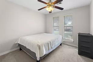 6907 Pickrell Dr, Dallas, TX 75227 - Photo 21