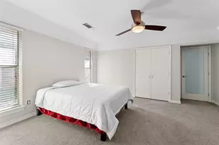 6907 Pickrell Dr, Dallas, TX 75227 - Photo 17