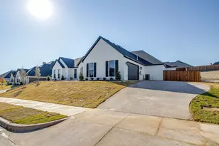 8118 Luanna Hills, Benbrook, TX 76126 - Photo 3