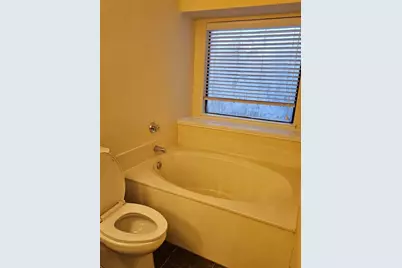 1448 Ridgecreek Drive, Lewisville, TX 75067 - Photo 7