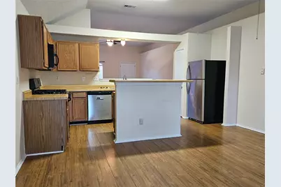 1448 Ridgecreek Drive, Lewisville, TX 75067 - Photo 3