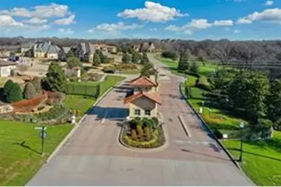 12725 Vino Drive, Fort Worth, TX 76126 - Photo 3