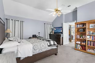 2012 Valley Falls Ave, Mesquite, TX 75181 - Photo 13