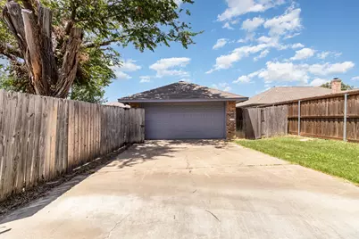1215 N Slope Drive, Carrollton, TX 75007 - Photo 15
