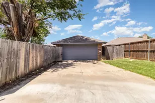 1215 N Slope Dr, Carrollton, TX 75007 - Photo 15