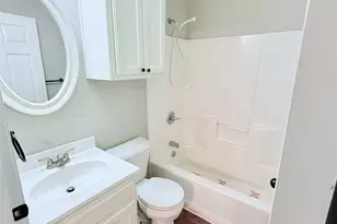 1402 S Montgomery St, Sherman, TX 75090 - Photo 7