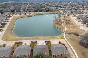 907 Jamie Dr, Grand Prairie, TX 75052 - Photo 15