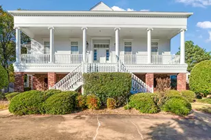 3065 Oak Creek Dr, Paris, TX 75462 - Photo 1