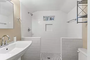 715 S Barnett Ave, Dallas, TX 75211 - Photo 31