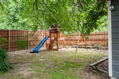 715 S Barnett Avenue, Dallas, TX 75211 - Photo 7