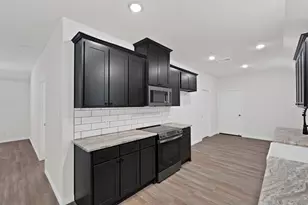 116 Sedona Crk Ct, Poolville, TX 76487 - Photo 11