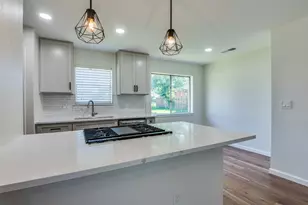 14217 Carla Dr, Balch Springs, TX 75180 - Photo 9