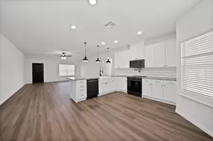 128 Sedona Crk Ct, Poolville, TX 76487 - Photo 11