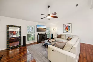 1711 Acorn Dr, Euless, TX 76039 - Photo 5