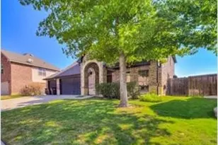 9336 Tierra Verde Dr, Fort Worth, TX 76177 - Photo 3