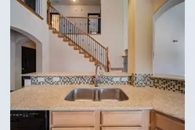 9336 Tierra Verde Drive, Fort Worth, TX 76177 - Photo 11