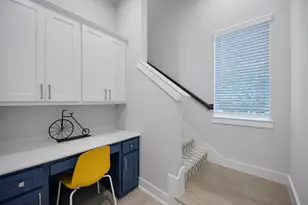 241 Wimberly St, Fort Worth, TX 76107 - Photo 9